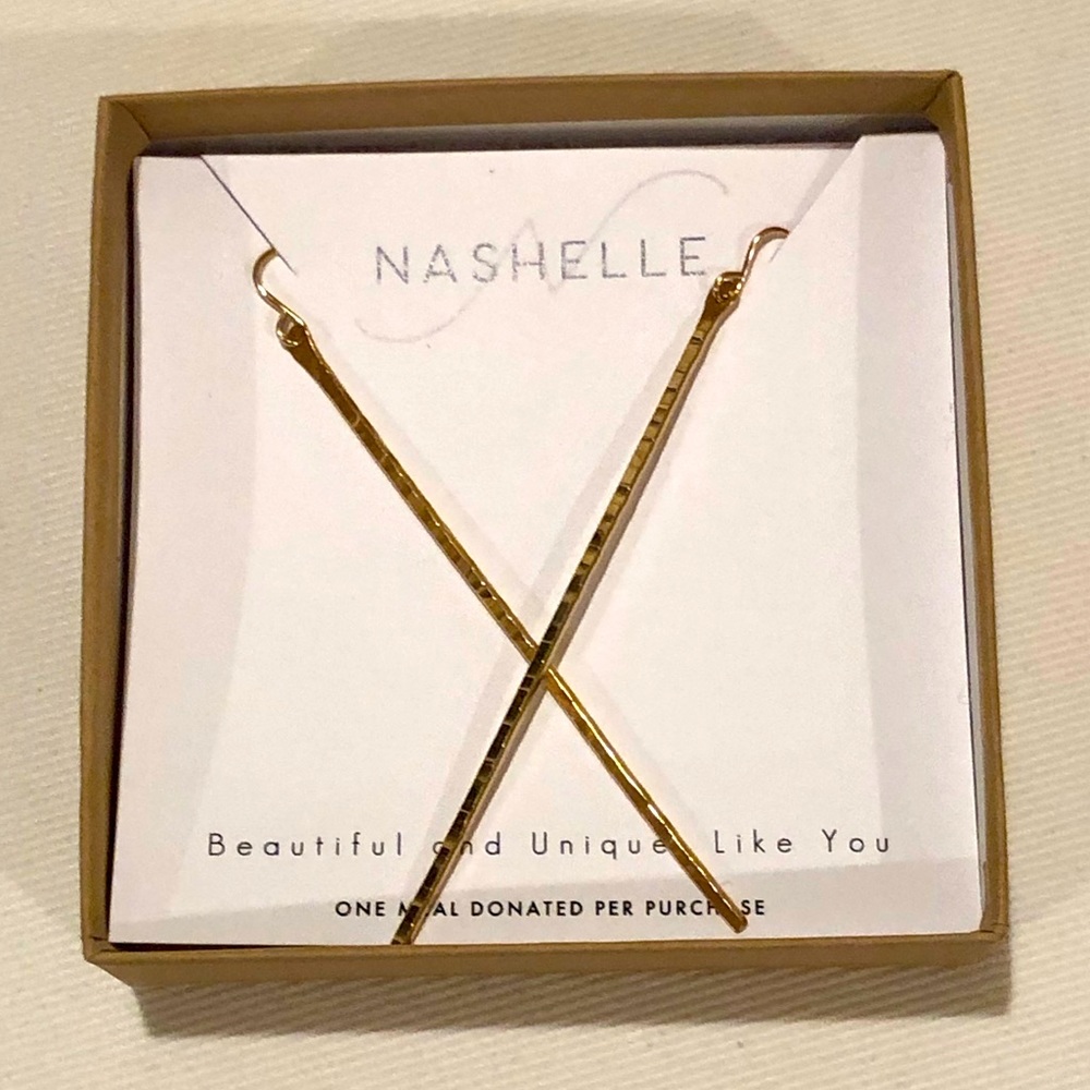 Dangle earrings